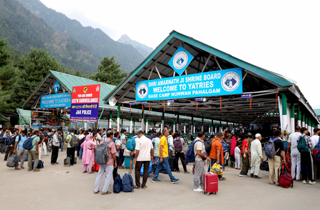 Tourism picks up pace again in Pahalgam as economic activities revive: Report