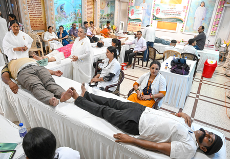 Govt targets to establish 1 blood centre in every district by Dec 2026