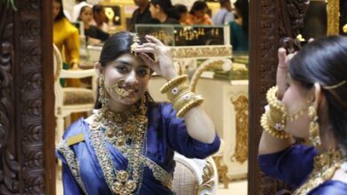Gold, silver prices decline up to 2 pc as West Asia conflict push crude above 0