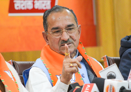Gehlot-Pilot photo an attempt to mask internal rift: Madan Rathore