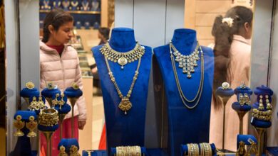 Gold, silver rise up to 2 pc amid US-Iran ceasefire extension