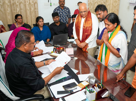 Kerala polls: Cash, sarees, and denials as Palakkad poll race hit by vote for inducement storm Kerala polls: Cash, sarees, and denials as Palakkad poll race hit by vote for inducement storm