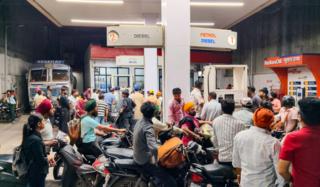 India holds fuel prices steady as US, UAE, Australia, Pak see sharp surge