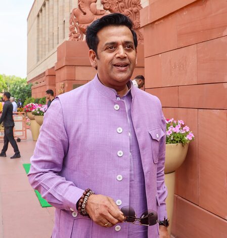 Ravi Kishan alleges suppression of cultural events in Bengal, exudes confidence of BJP’s win