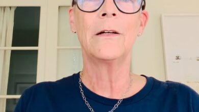 Jamie Lee Curtis becomes a grandmother