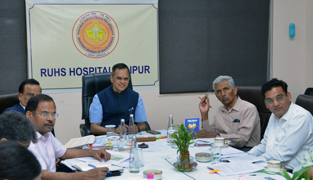 Raj Chief Secy visits RUHS hospital; directs officials to speed up progress for completion of RIMS