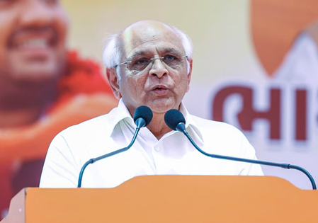 Kharge’s Gujarat remark at Kerala rally sparks row; CM Bhupendra Patel hits back