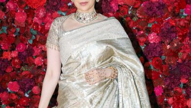 Karisma Kapoor reveals fun facts about mother Babita’s iconic songs Aao Huzoor, Kajra Mohabbat Wala