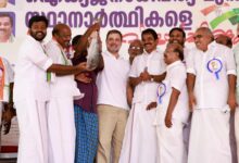 CPI-M rebel Sudhakaran shares stage with Rahul Gandhi, trains guns on CM Vijayan