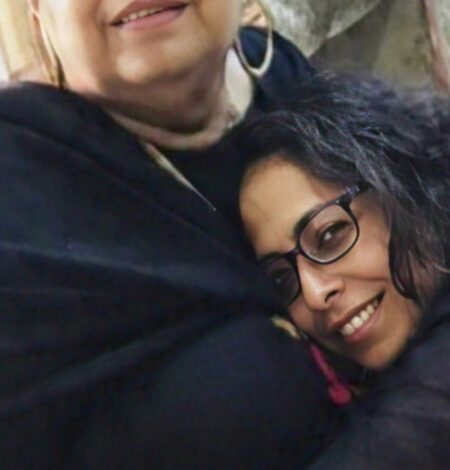 Geeta Kapur recalls late mother singing Shashi Kapoor’s song as lullaby, gets emotional Geeta Kapur recalls late mother singing Shashi Kapoor’s song as lullaby, gets emotional