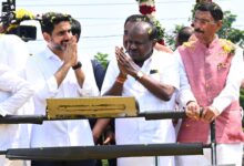 Kumaraswamy says he will back K’taka govt on development, calls for separating politics & governance