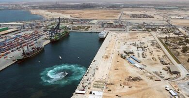 Libya orders halt to new oil deals, citing public concerns Libya orders halt to new oil deals, citing public concerns