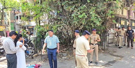 15 gelatin sticks, over 50 detonators: Cache of explosives recovered in Nagpur’s residential area 15 gelatin sticks, over 50 detonators: Cache of explosives recovered in Nagpur’s residential area
