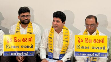 Gujarat: AAP to skip bypoll; party chief challenges Cong to take on BJP in direct contest Gujarat: AAP to skip bypoll; party chief challenges Cong to take on BJP in direct contest