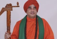 K’taka seer faces rape, blackmail allegations; files counter-complaint