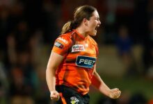 Uncapped Ainsworth makes the cut, Vlaeminck misses out as CA unveil women’s central contract