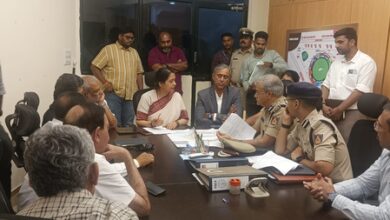 Karnataka govt urges Maharashtra to have Kannada option in TET
