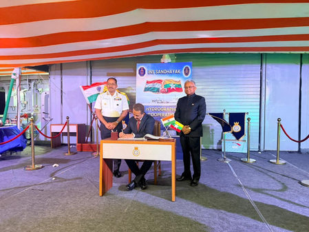 Myanmar: MoS Kirti Vardhan Singh visits INS Sandhayak in Yangon
