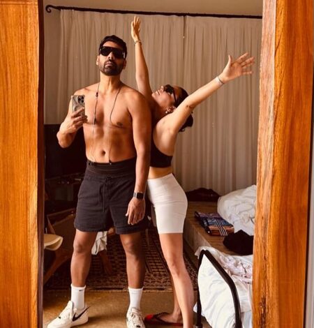 Shabir Ahluwalia ‘flirts with trouble’ in playful mirror selfie with wife Kanchi Kaul Shabir Ahluwalia ‘flirts with trouble’ in playful mirror selfie with wife Kanchi Kaul