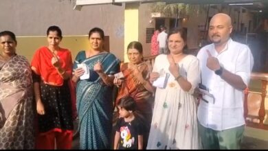 K’taka bypolls: Voting crosses 43 pc in Bagalkot, 37 pc in Davanagere; claims of cash distribution made