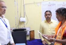 Smriti Irani accompanies RG Kar victim’s mother for nomination, calls her ‘symbol of fight for justice’