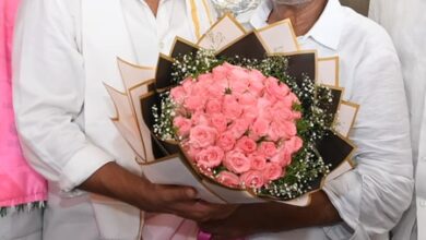 KTR meets former Congress leader Jeevan Reddy, invites him to join BRS