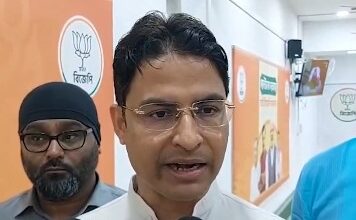 Bengal polls: BJP slams Trinamool over illegal infiltration, underdevelopment