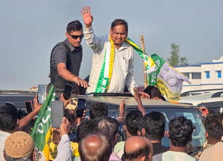 Trinamool accuses Humayun Kabir of MCC violation, seeks EC action Trinamool accuses Humayun Kabir of MCC violation, seeks EC action