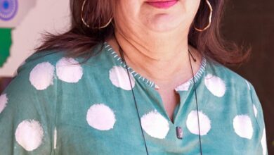 Farah Khan says she has known Akshay Kumar ever since he used to come to disco-tech with his GF