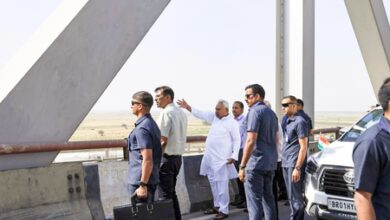 Nitish Kumar reviews Patna-Bettiah Greenfield Expressway in Saran