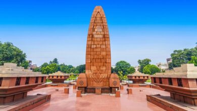 ‘I bow my head in deep reverence’: Harbhajan pays tribute to Jallianwala Bagh martyrs