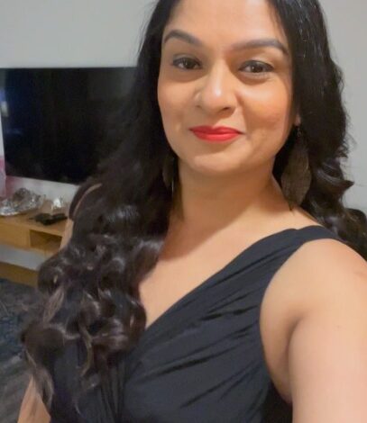 Tejaswini Kolhapure bids emotional farewell to Asha Bhosle with throwback video of them crooning her iconic song Tejaswini Kolhapure bids emotional farewell to Asha Bhosle with throwback video of them crooning her iconic song