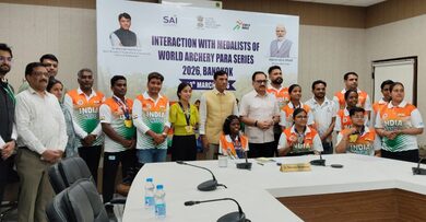 Sports Minister Mandaviya felicitates World Archery Para Series medallist