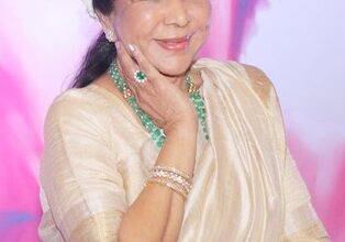 Asha Bhosle’s last rites held with full state honours, Aamir Khan, Vicky Kaushal, others bid adieu to legend