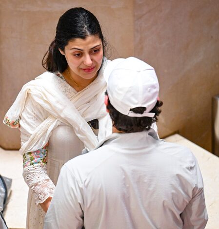 Zanai Bhosle recalls late Asha Bhosle’s lesson: Life must go on