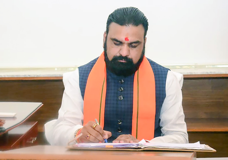 Bihar CM Choudhary announces Rs 8 lakh aid for worker killed in Delhi firing