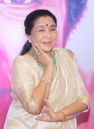 Sonia Gandhi makes gaffe, sends condolence note over Asha Bhosle’s demise to her late son