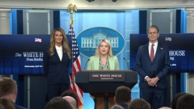 US tightens pressure on Iran, signals crackdown on global oil trade links