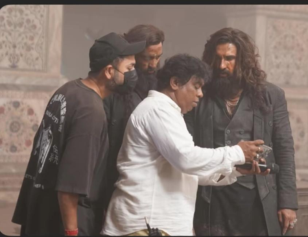 Ranveer Singh calls ‘each and everyone’ who was a part of Dhurandhar as a ‘true warrior’