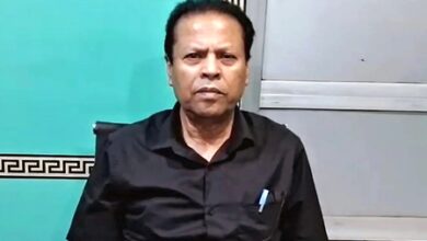 Seven days before first phase Assembly polls, Trinamool MLA Abdur Razzak quits party (Ld)