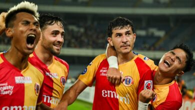 ISL 2025-26: 10-man East Bengal snatch thrilling draw against Bengaluru FC in six-goal classic