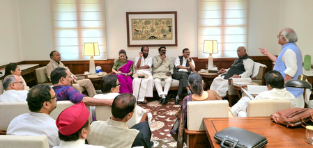 Opposition floor leaders to meet at Kharge’s office at 10 A.M., Rahul Gandhi to skip