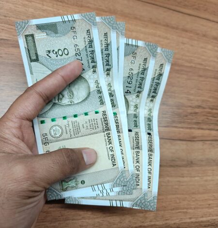 Indian rupee strengthens 25 paise as RBI curbs dollar demand from oil firms