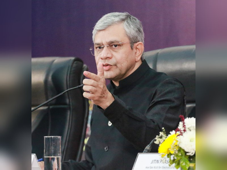 Rail fractures reduced by 92 pc, weld failures down by 93 pc: Vaishnaw