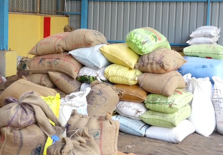 Govt fails to provide sacks for chickpea procurement in Hubballi, farmers left in lurch