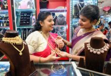 Gold and silver prices slip nearly 1 pc amid geopolitical tensions