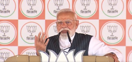 Bengal’s tribal-dominant districts have fallen behind during 15 years of TMC rule, says PM Modi