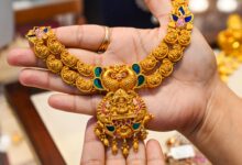 Gold dips 0.34 pc this week over mild profit booking