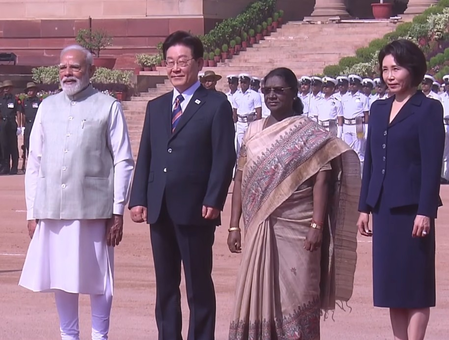South Korean President Lee Jae Myung accorded ceremonial welcome at Rashtrapati Bhavan