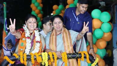 Delhi CM accuses TMC of switching off streetlights during Kolkata roadshow, warns of security lapse